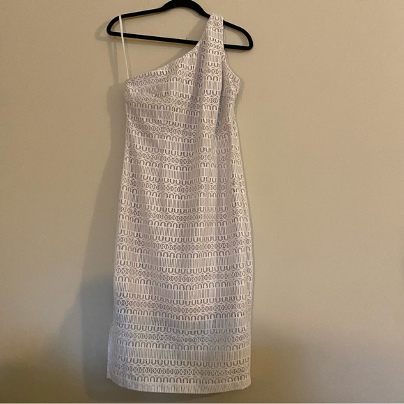 Alexia Admor White Lace Overlay One Shoulder Dress 6 - Picture 2 of 6